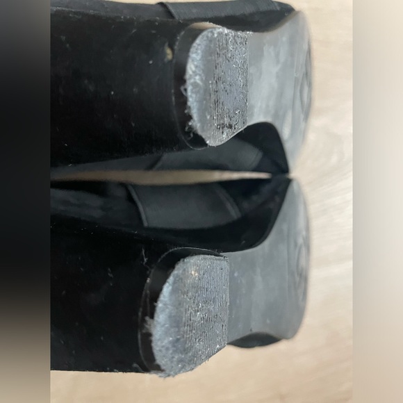 BCBGeneration Wynter Velvet Wedge Leather Booties Size 7B Elastic Stretch Black - Picture 7 of 8